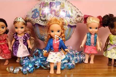Anna's BIRTHDAY !  Elsa and Anna toddlers - JoJo Siwa themed party - cake - gifts