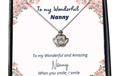 To my Nanny, when you smile, I smile - Crown Pendant Necklace. Model 64037