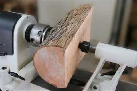 Wood Turning - Half a Log to Half a Bowl?