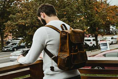 Types of Leather Travel Bags: A Guide to the Different Styles and Features