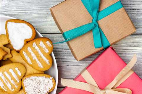 How to Satisfy Family Gift Expectations with a Limited Budget